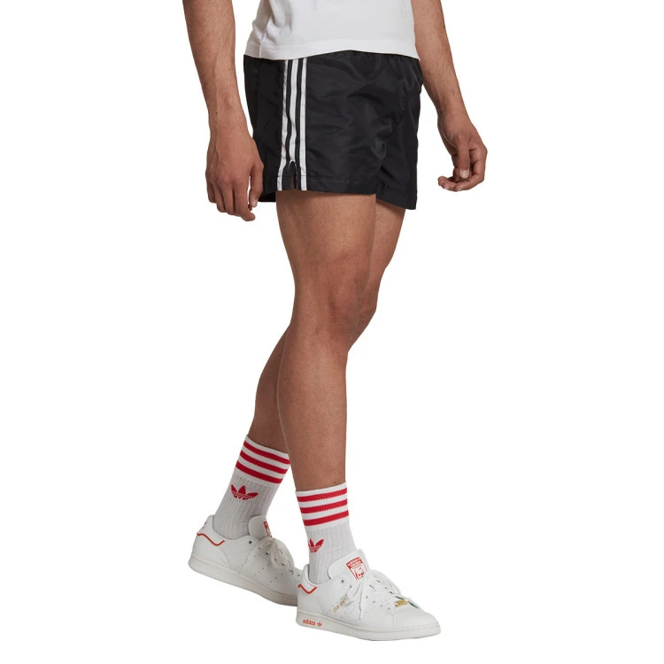 pantalon-corto-adidas-fb-nations-black-white-team-power-red-team-colleg-gold-4