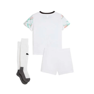 Portugal 2024-2025 Uit Tenue