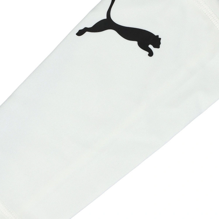 espinillera-puma-ultra-light-sleeve-azul-4