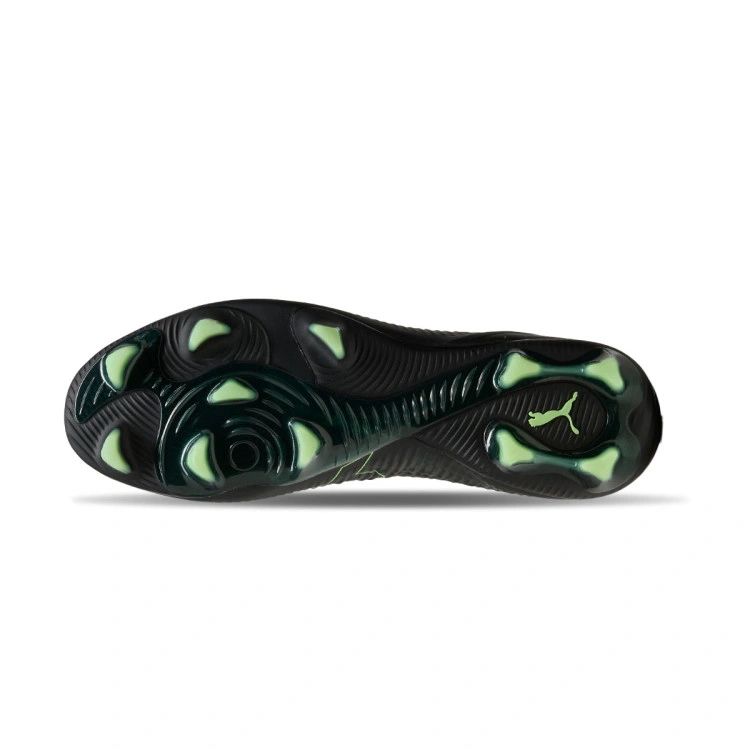 bota-puma-future-8-ultimate-low-fg-black-fizzy-light-green-terrain-3