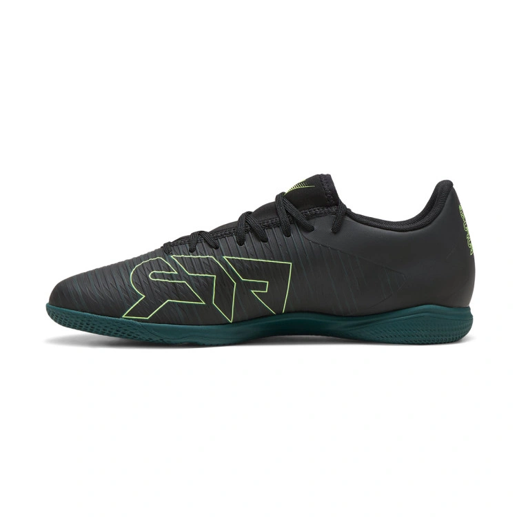 zapatilla-puma-future-8-play-it-black-fizzy-light-green-terrain-2