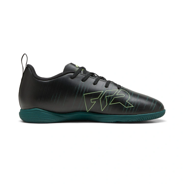 zapatilla-puma-future-8-play-it-nino-black-fizzy-light-green-terrain-1