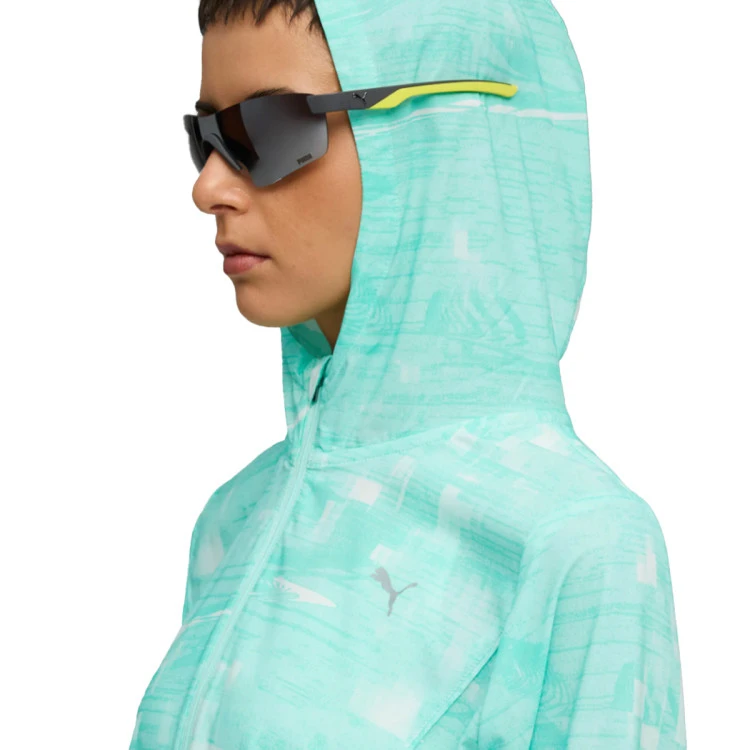 chaqueta-puma-run-velocity-aop-woven-mujer-mint-melt-2