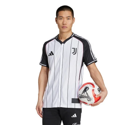 Juventus Fanswear 2025-2026 T-Shirt