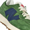 New Balance 327 Trainers