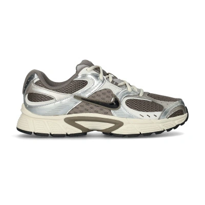 V5 Trainers