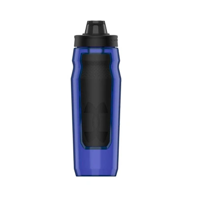 UA 32oz Playmaker Squeeze (950 ml) Fles