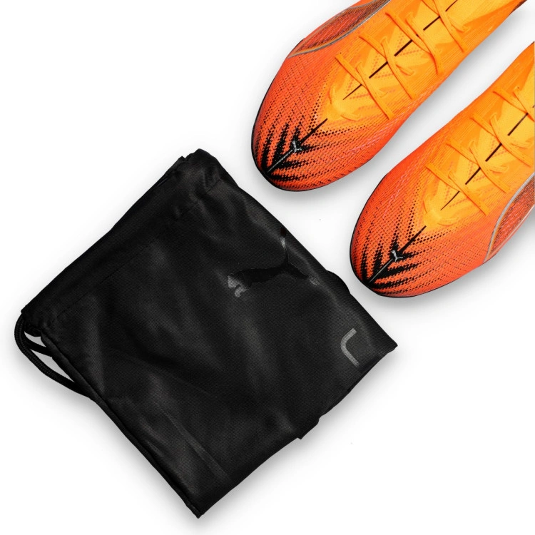 bota-puma-ultra-6-carbon-fg-heat-fire-black-glowing-red-6