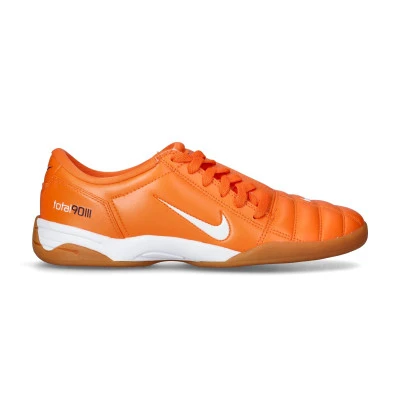 T90 Trainers