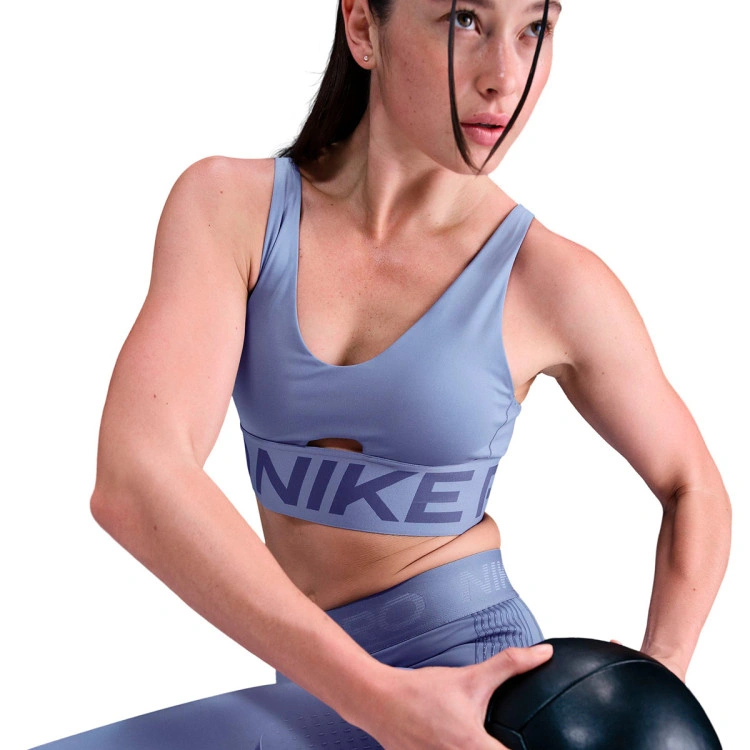 sujetador-nike-pro-indy-plunge-mujer-world-indigo-sanded-purple-white-2