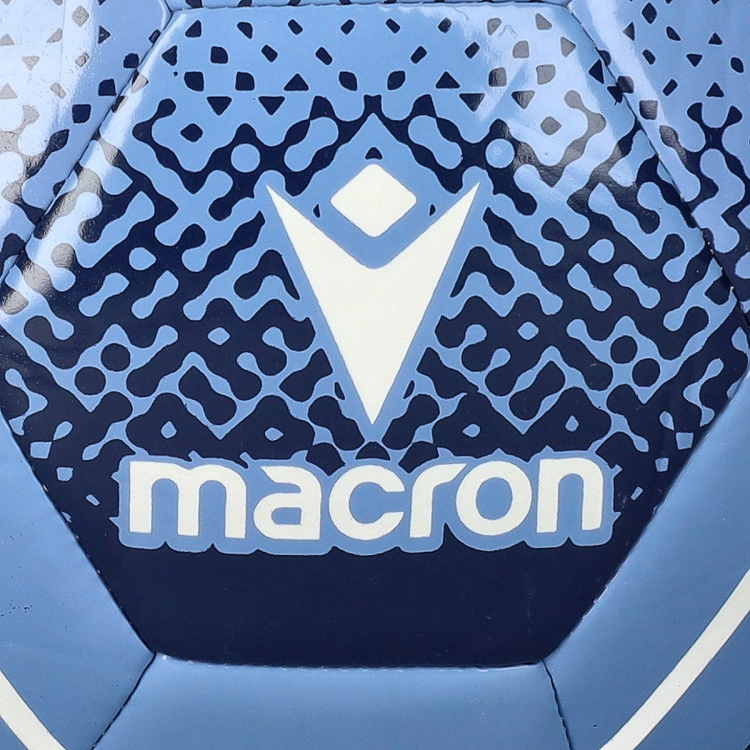 balon-macron-real-sociedad-2025-2026-2