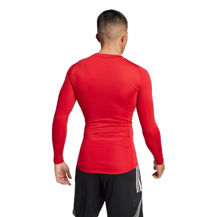 camiseta-adidas-techfit-team-power-red-2-1