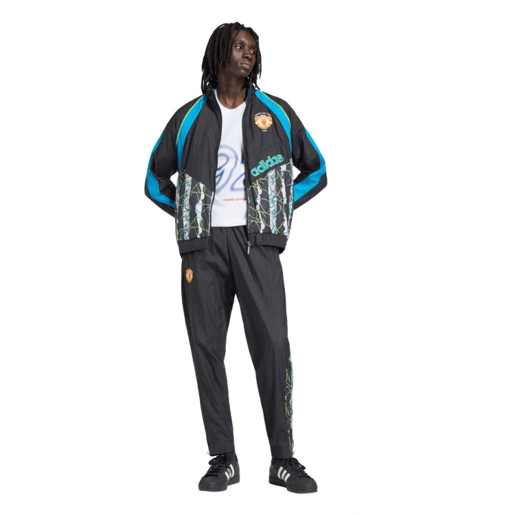 chaqueta-adidas-manchester-united-edicion-especial-2025-2026-black-5