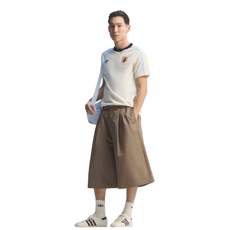 camiseta-adidas-japon-afj-fanswear-originals-adicolor-fanswear-mundial-2026-off-white-5