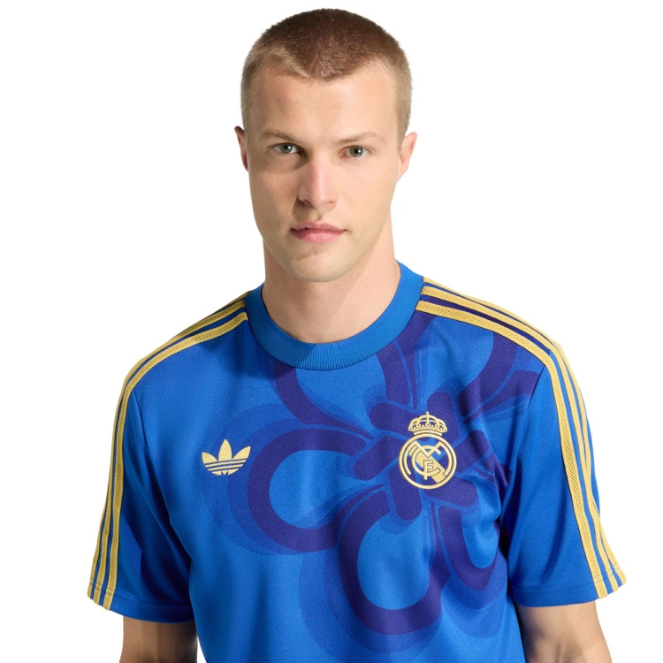 camiseta-adidas-real-madrid-cny-fanswear-2025-2026-team-royal-blue-2