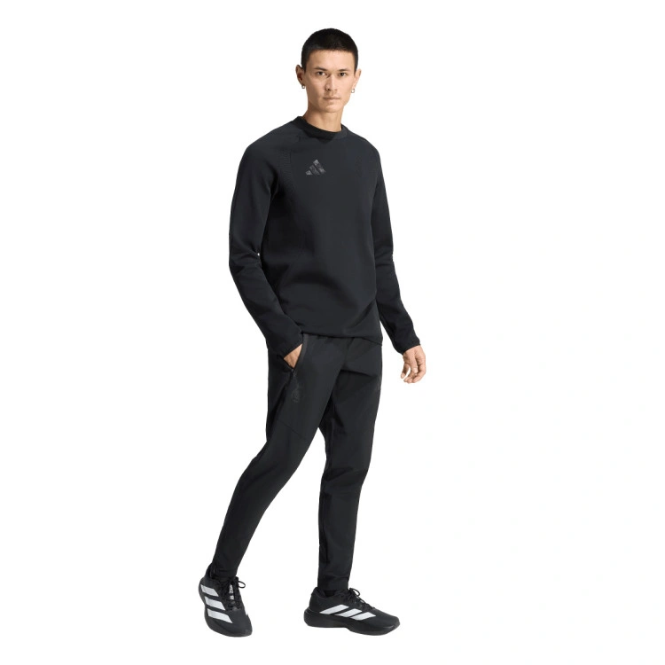 sudadera-adidas-real-madrid-fanswear-travel-crew-2025-2026-black-4