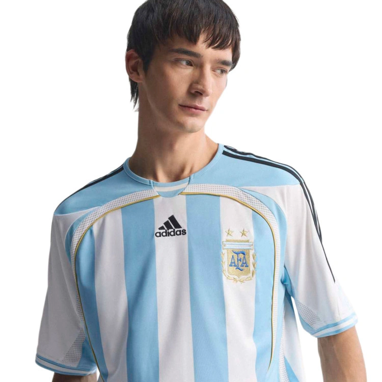 camiseta-adidas-argentina-afa-edicion-especial-mundial-2026-white-clear-blue-2
