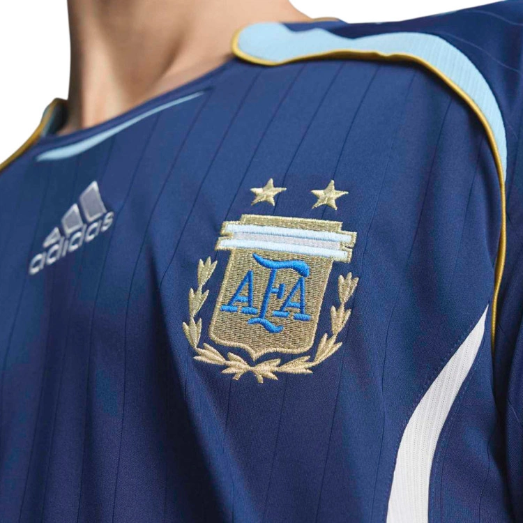 camiseta-adidas-argentina-afa-edicion-especial-mundial-2026-dark-blue-3