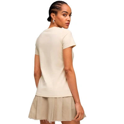 Essentials Elevated Vrouw T-Shirt