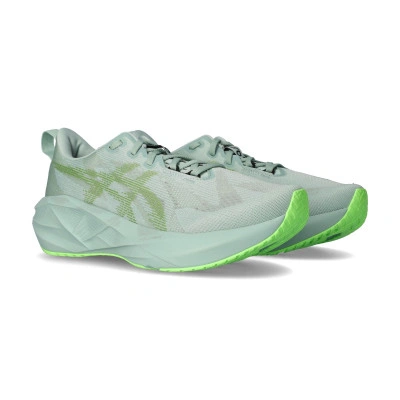 Novablast 5 Hardloopschoenen