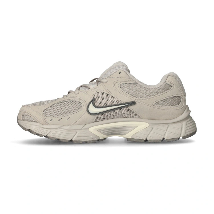 zapatilla-nike-v5-rnr-beige-2