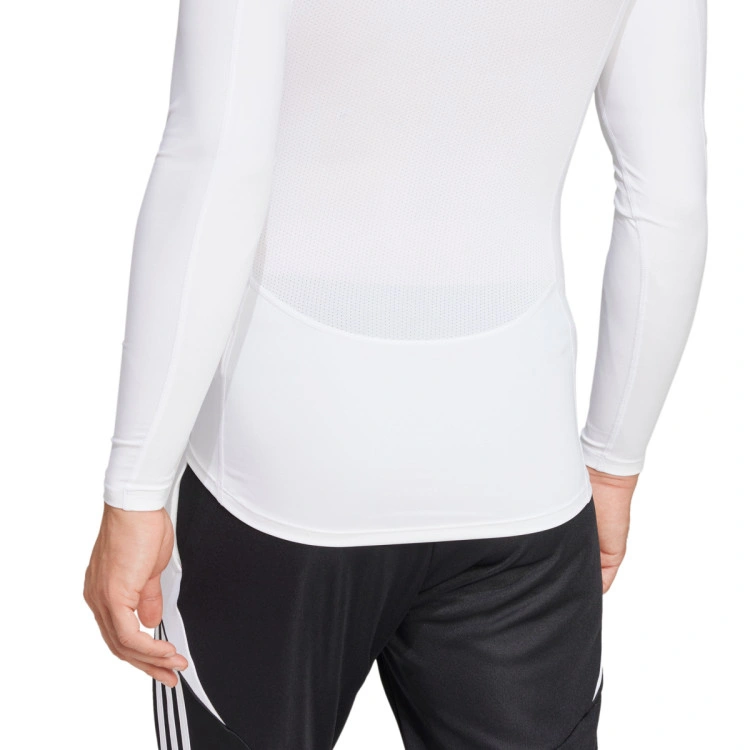 camiseta-adidas-techfit-white-3