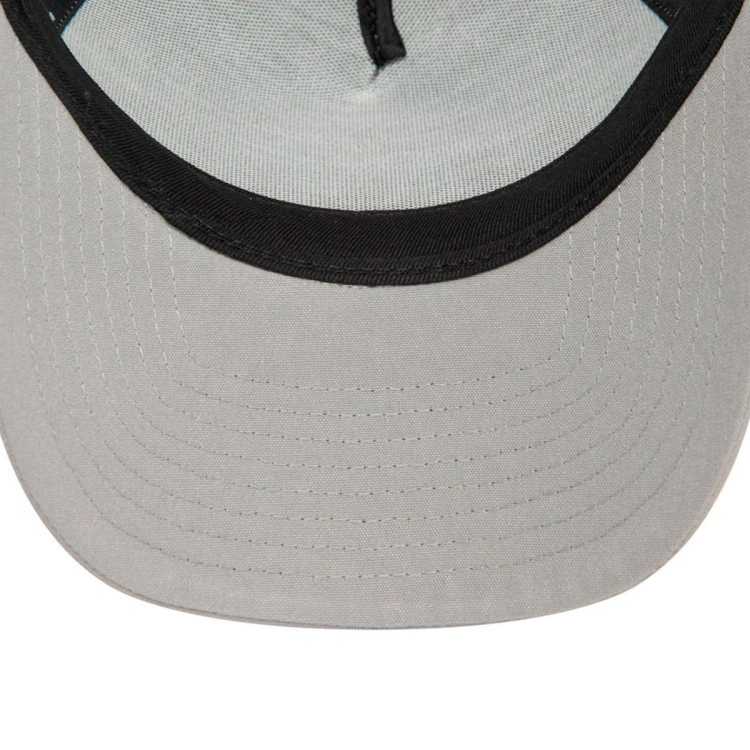 gorra-new-era-manchester-united-9forty-e-frame-trucker-gray-black-3