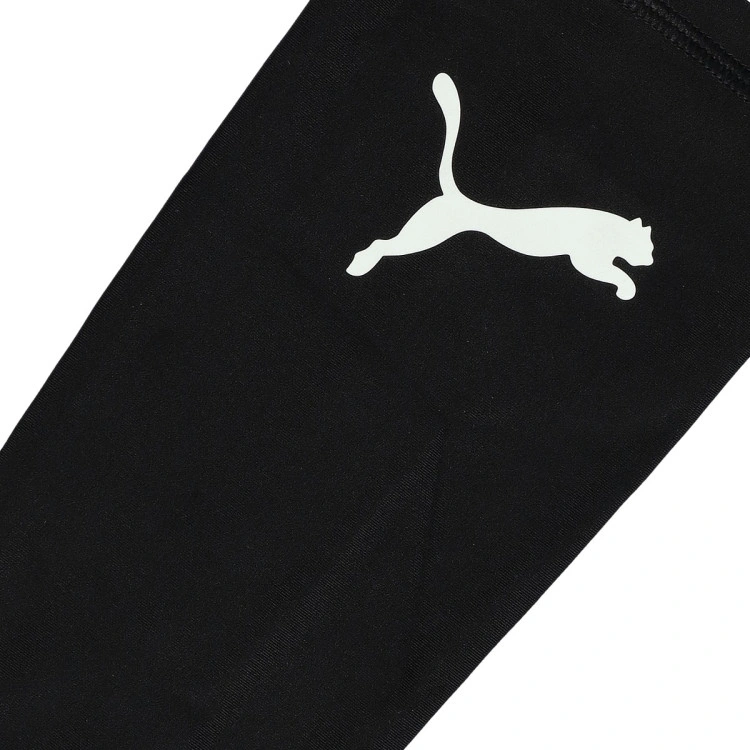 espinillera-puma-ultra-light-sleeve-azul-4