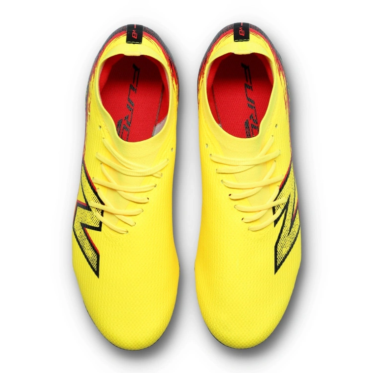bota-new-balance-furon-team-mg-v8-amarillo-5