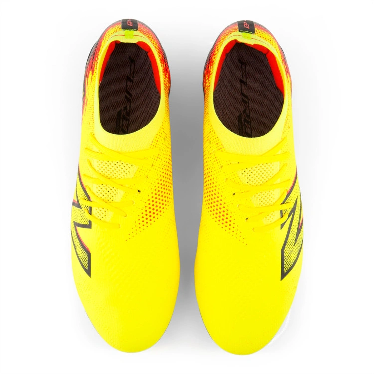 bota-new-balance-furon-elite-mg-v8-punch-yellow-4