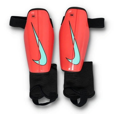Kids Charge Guard Shinpads Scheenbeschermers