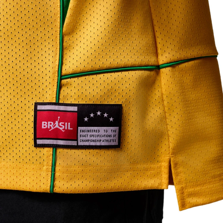 camiseta-nike-brasil-fanswear-mundial-2026-varsity-maize-lucky-green-4