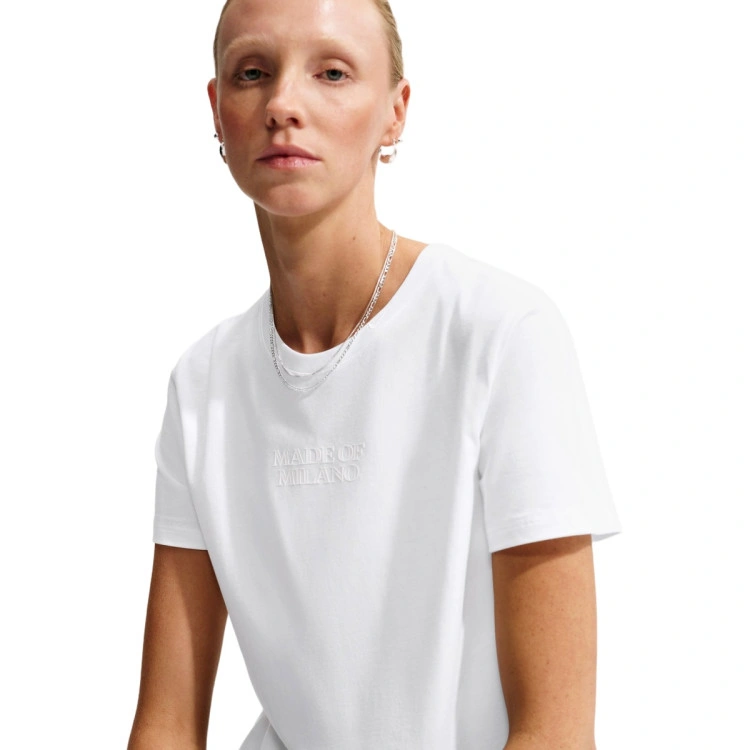 camiseta-nike-inter-milan-fanswear-2026-2027-mujer-white-2