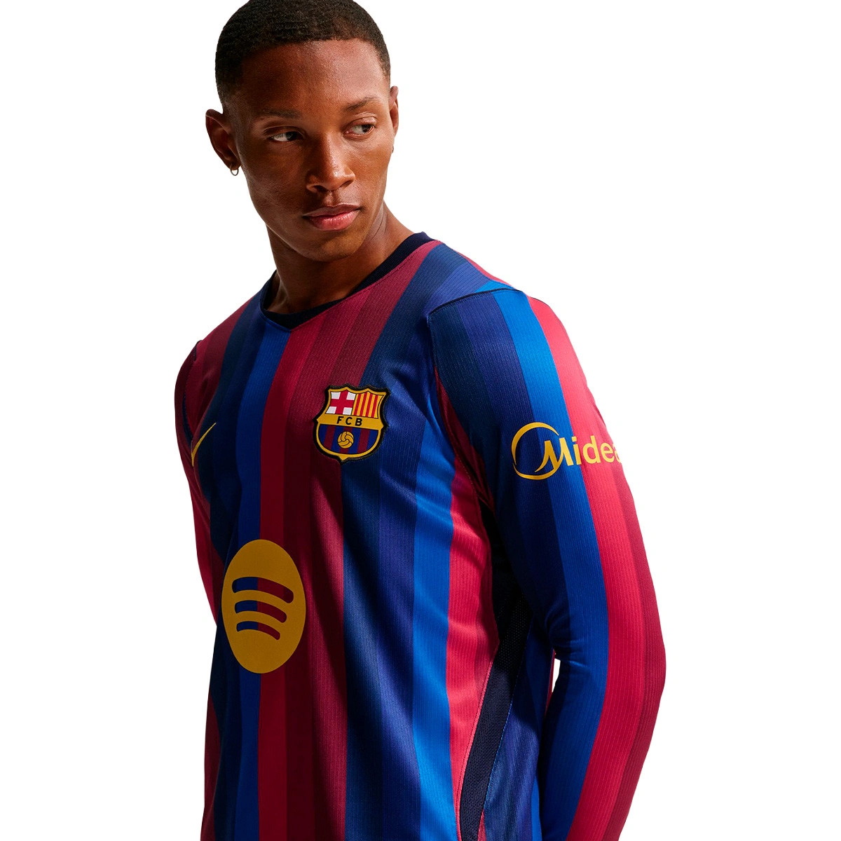 camiseta-nike-fc-barcelona-primera-equipacion-ml-2026-2027-garnet-0
