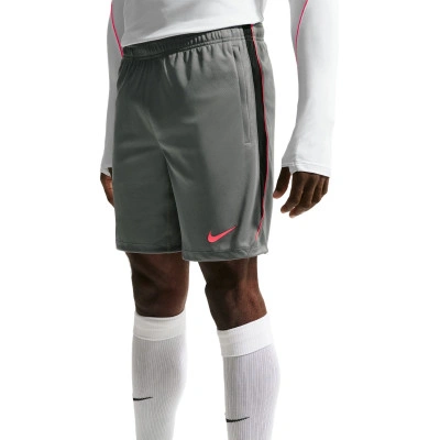 Strike Shorts