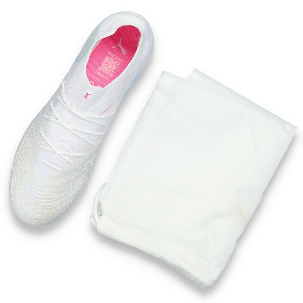 bota-puma-future-9-ultimate-white-mg-white-luminous-blue-pink-6