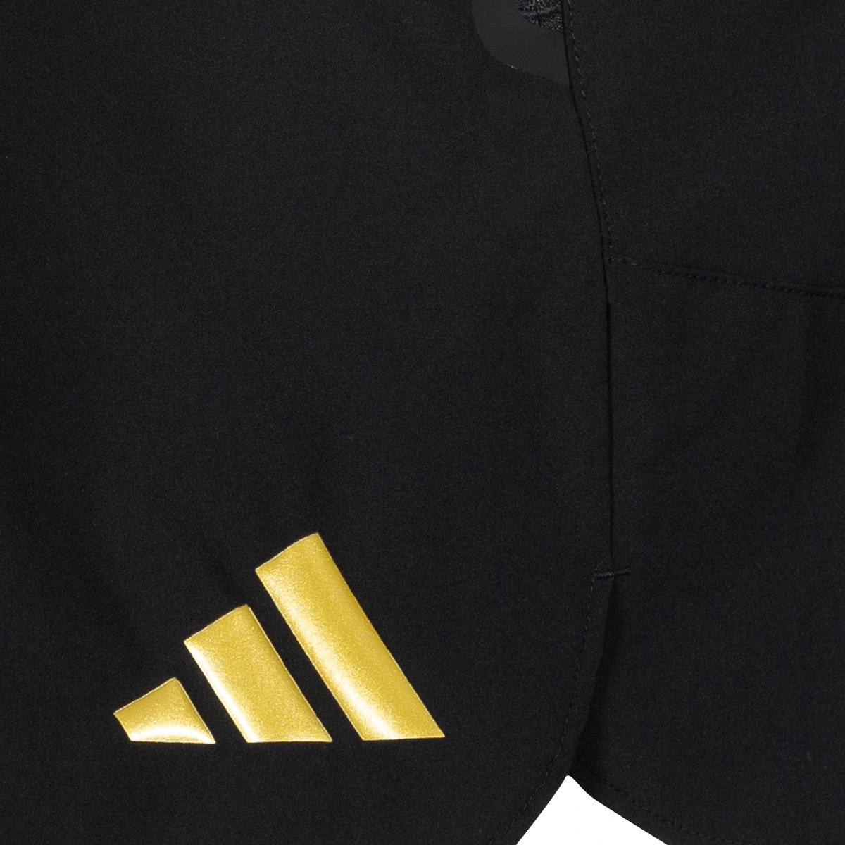 pantalon-corto-adidas-juventus-fanswear-2026-2027-negro-3