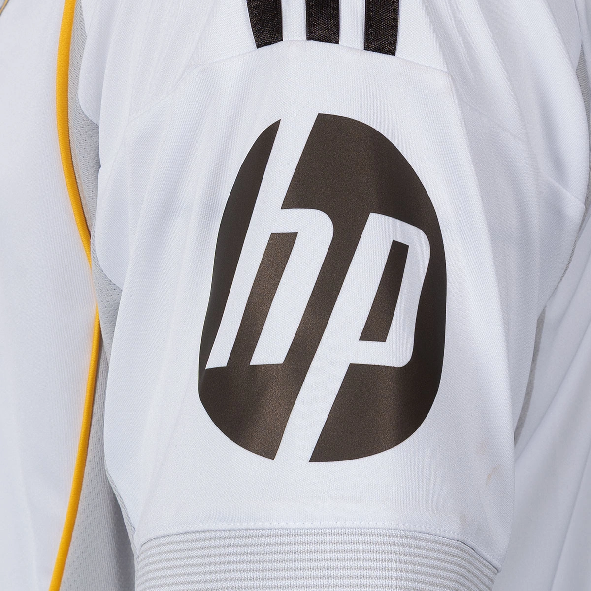 camiseta-adidas-real-madrid-primera-equipacion-2025-2026-vini-jr-parche-blanco-9