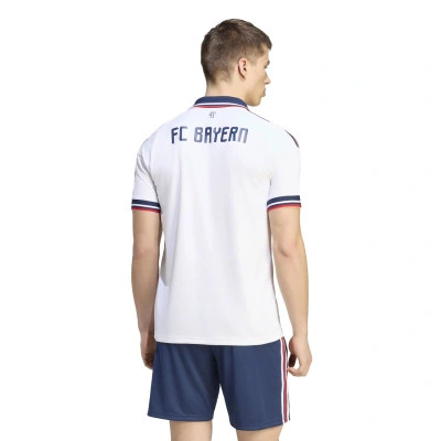 FC Bayern Uittenue 2026-2027 Shirt