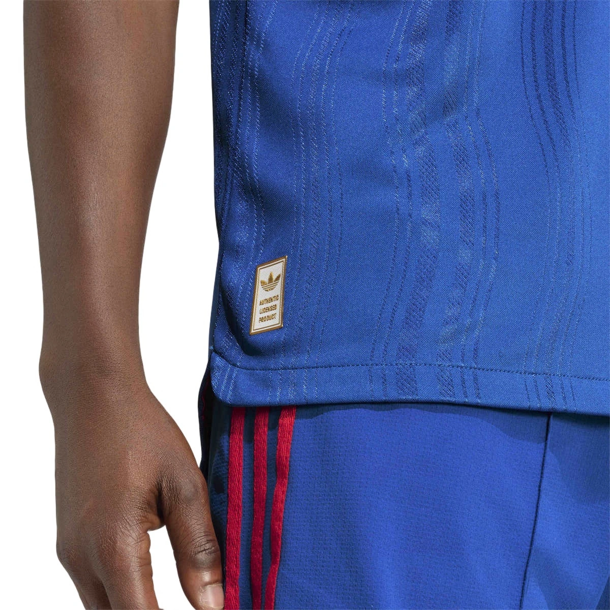 camiseta-adidas-authentic-manchester-united-segunda-equipacion-2026-2027-team-royal-blue-4