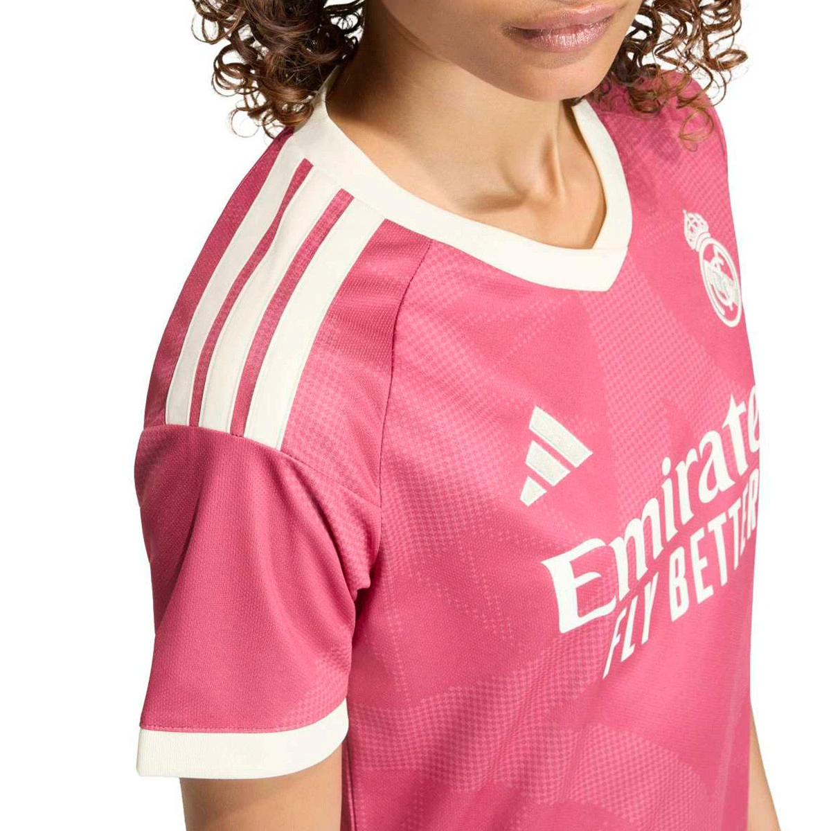camiseta-adidas-real-madrid-tercera-equipacion-2026-2027-mujer-wild-pink-2