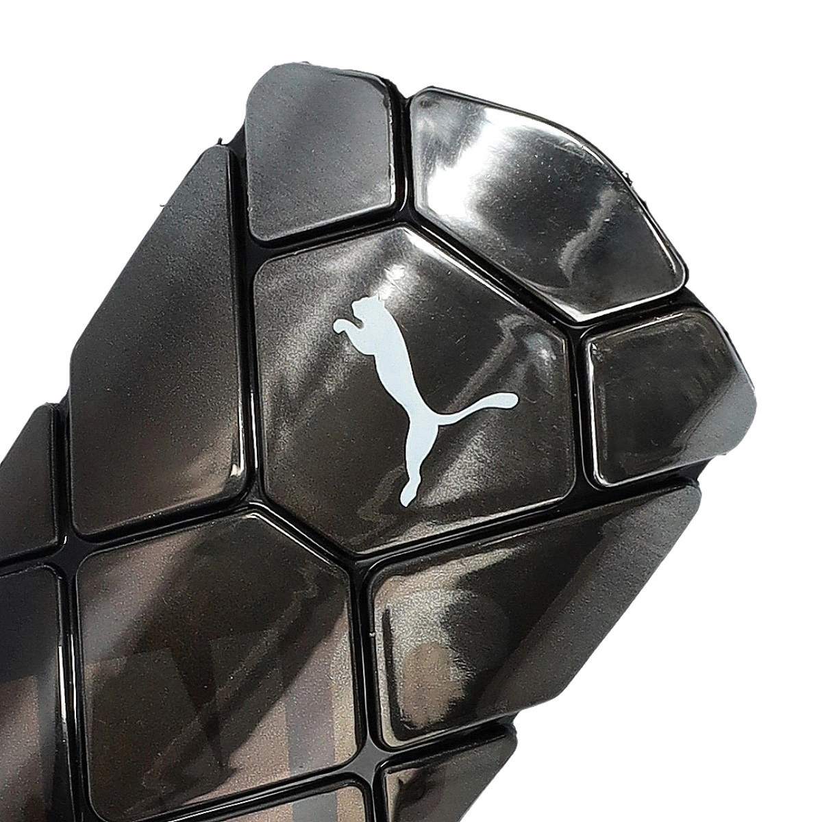 espinillera-puma-king-sleeve-negro-1