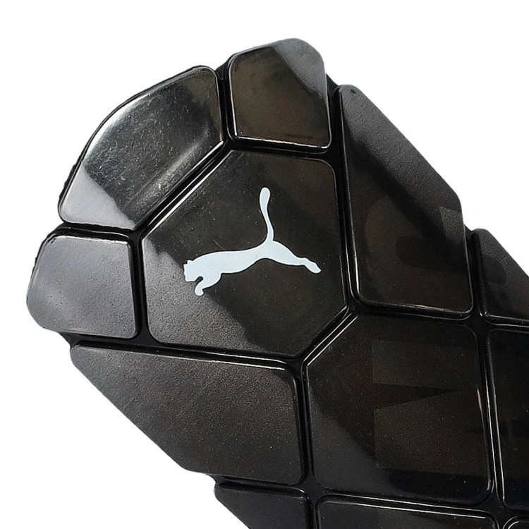 espinillera-puma-king-strap-negro-1