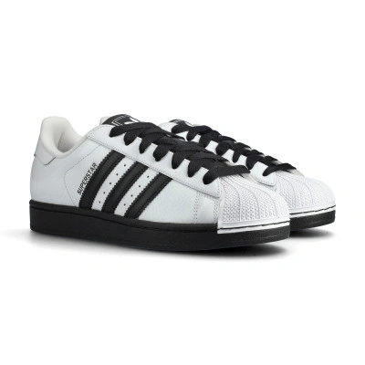 Superstar II Sneakers
