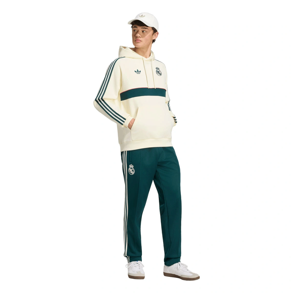 sudadera-adidas-real-madrid-fanswear-2026-2027-ivory-2
