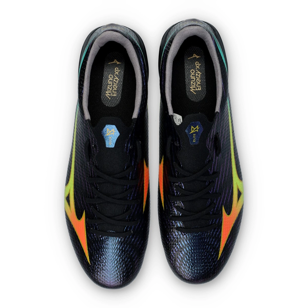 bota-mizuno-mizuno-alpha-iii-elite-ag-black-lava-orange-evening-prim-5
