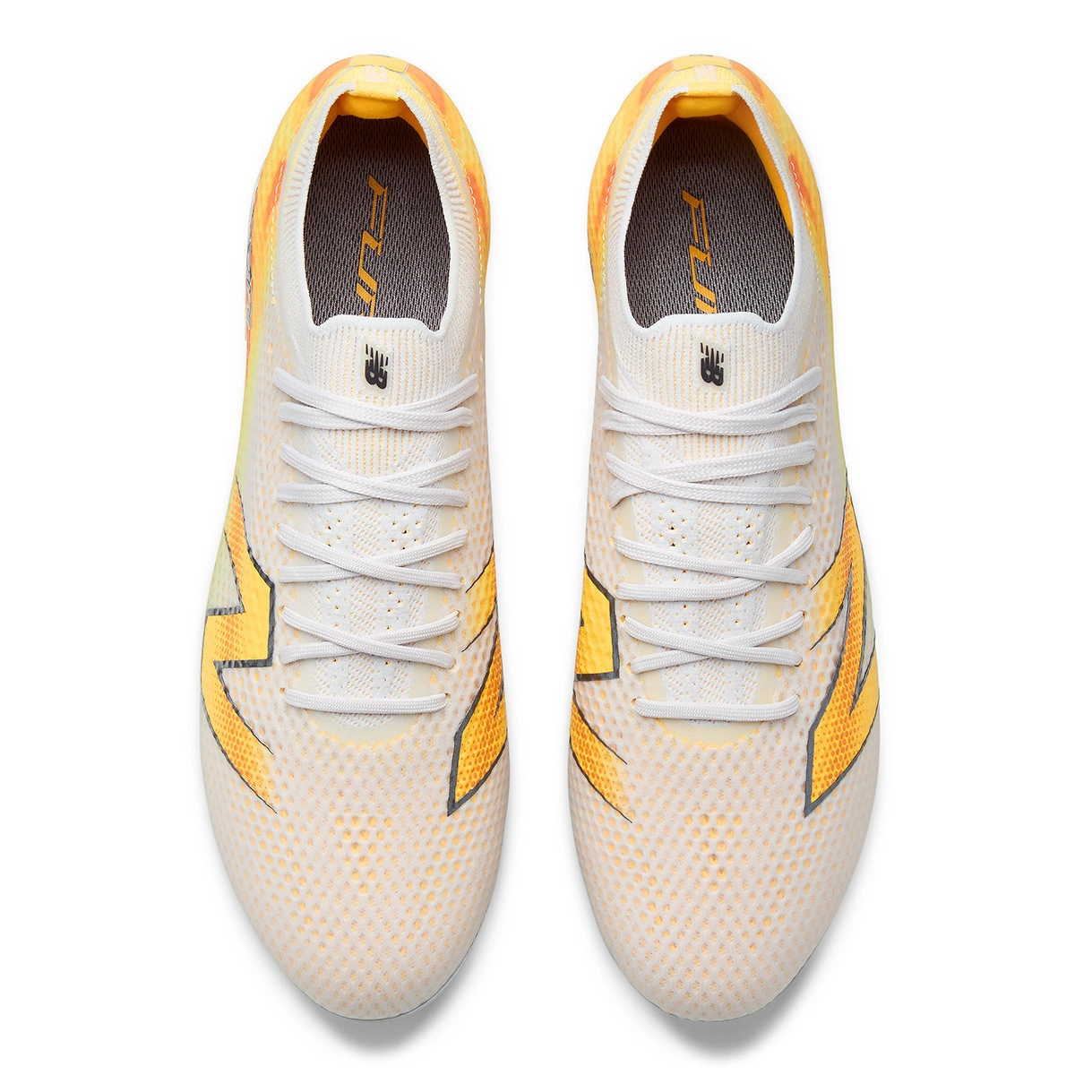 bota-new-balance-furon-elite-fg-v9-fresh-air-satsuma-orange-5