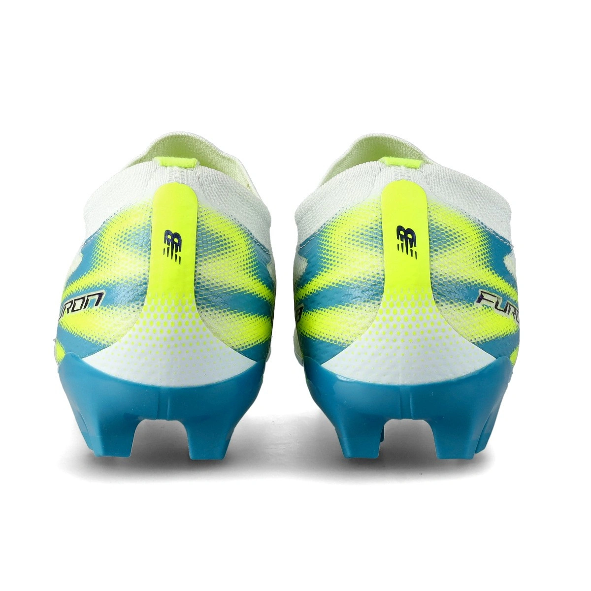 bota-new-balance-furon-team-fg-v9-blanco-4