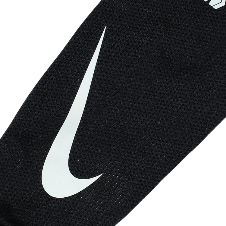 espinillera-nike-mercurial-lite-superlock-negro-4