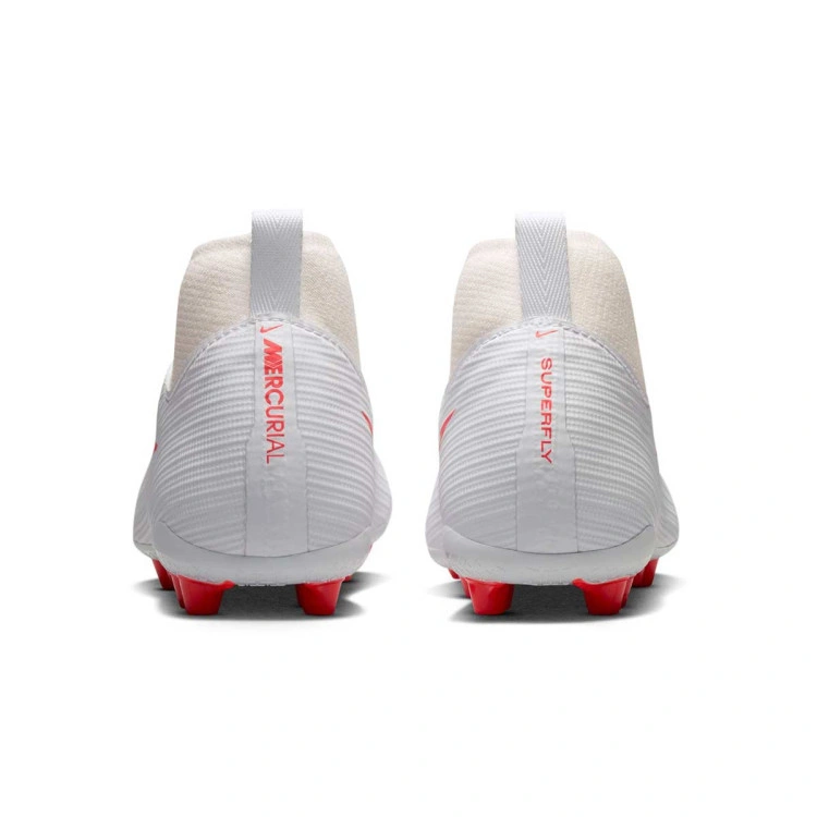 bota-nike-air-zoom-mercurial-superfly-11-academy-ag-nino-white-blur-brt-crimson-4